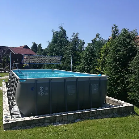 Brvnare Cottages Zakos Kır Evi *